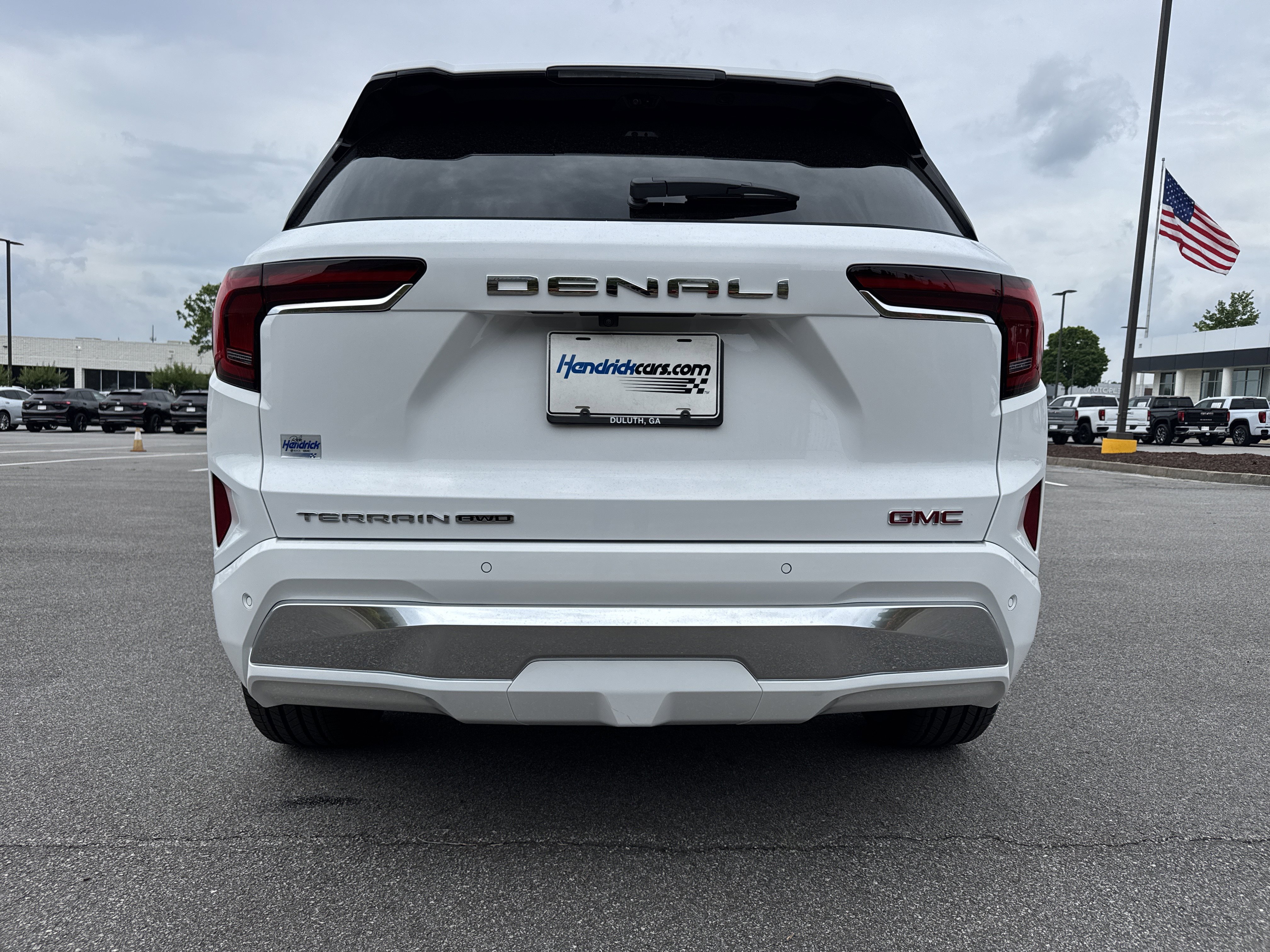 New 2026 GMC Terrain Denali w/ LPO, Floor Liner Package AWD/4WD image 9