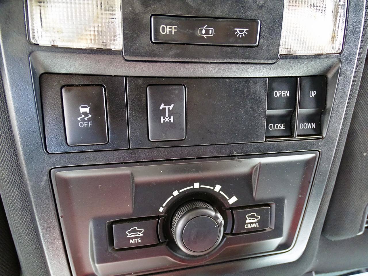 Used 2019 Toyota Tacoma TRD Off-Road AWD/4WD image 26