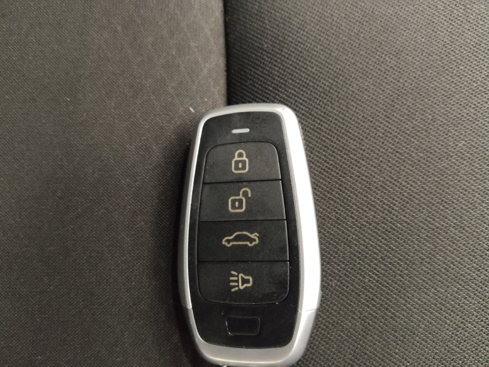 Used 2023 Chevrolet Malibu LT FWD image 32