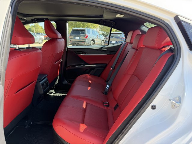 Used 2026 Toyota Camry XSE FWD image 27