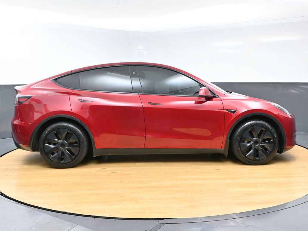 Used 2024 Tesla Model Y Long Range RWD image 7
