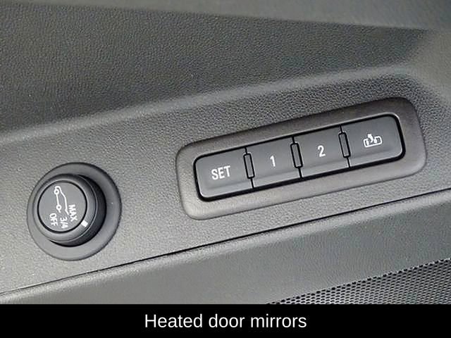 Used 2022 Chevrolet Equinox Premier w/ LPO, Floor Liner Package image 19