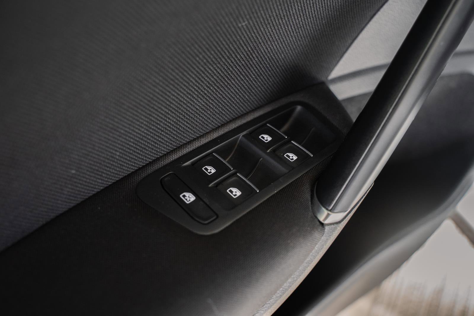 Used 2017 Volkswagen GTI Sport image 16