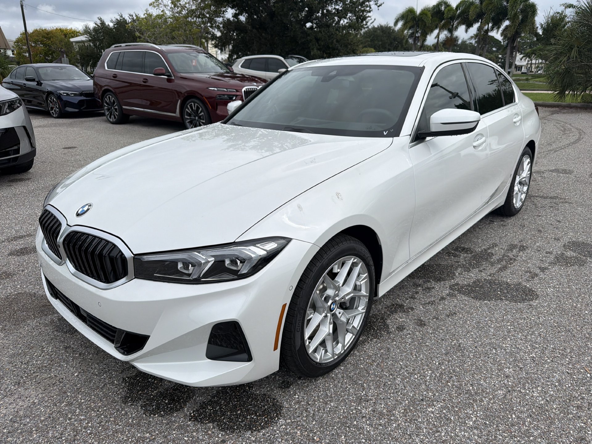 New 2026 BMW 330i Sedan w/ Convenience Package RWD image 8