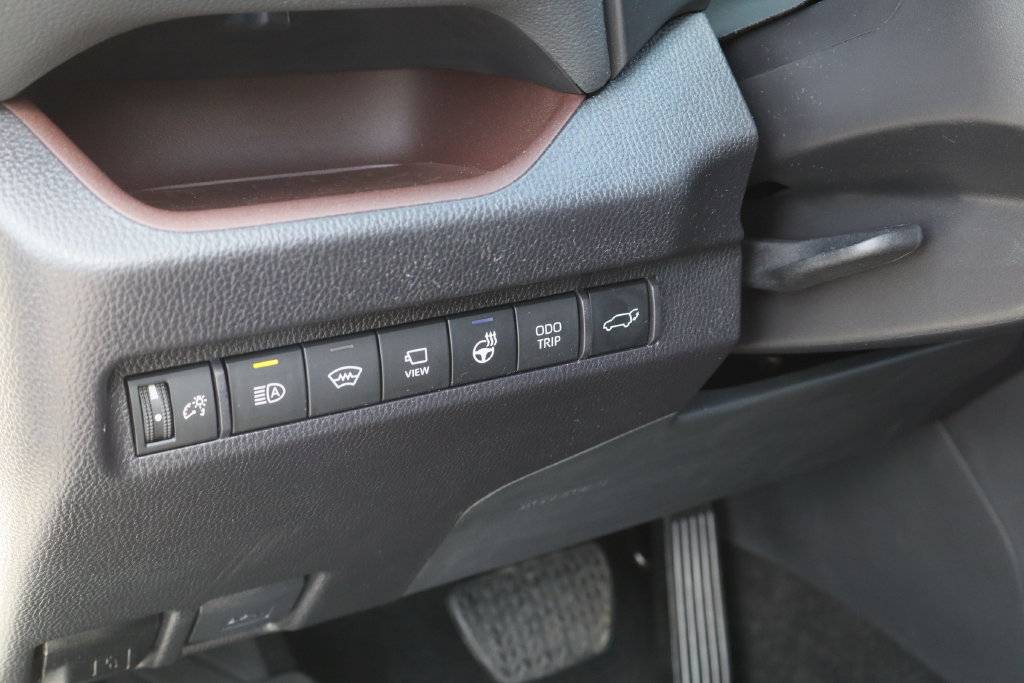 Used 2025 Toyota RAV4 Limited w/ Advanced Technology Package FWD image 12