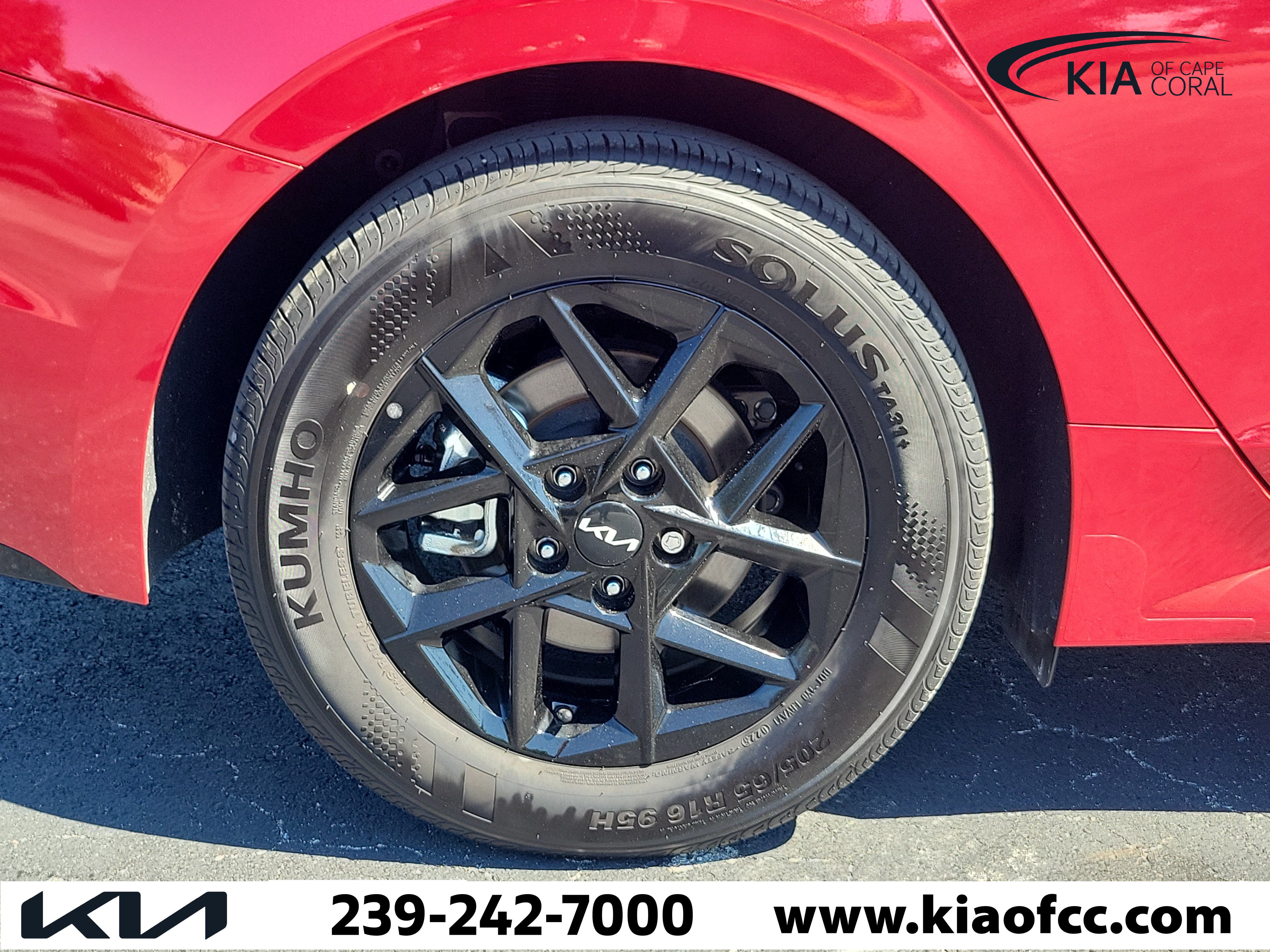 Certified 2025 Kia K5 LXS FWD image 9