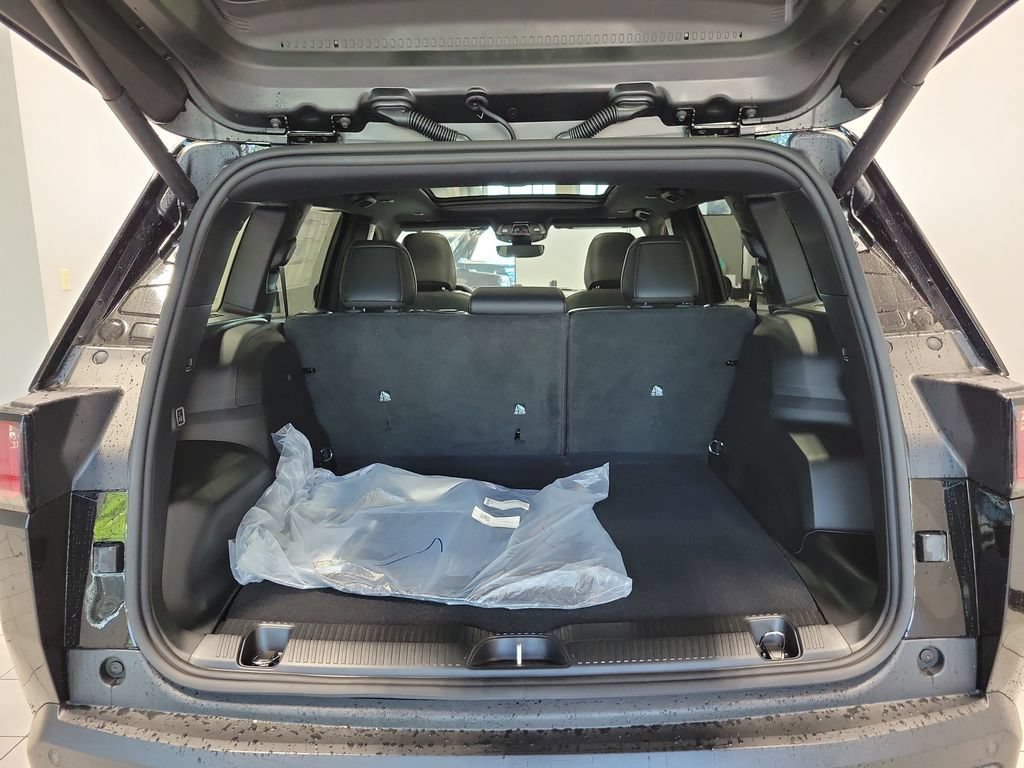 New 2026 Jeep Cherokee Limited AWD/4WD image 9