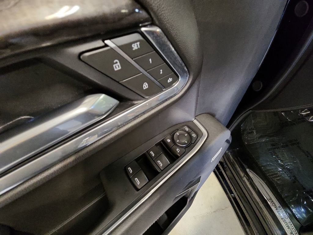 Certified 2025 Chevrolet Silverado 1500 LTZ w/ LTZ Premium Package image 37