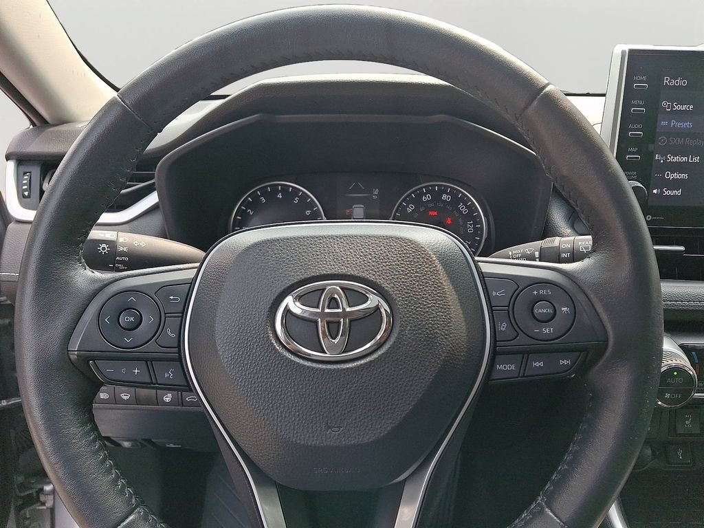 Used 2022 Toyota RAV4 XLE w/ Convenience Package AWD/4WD image 20