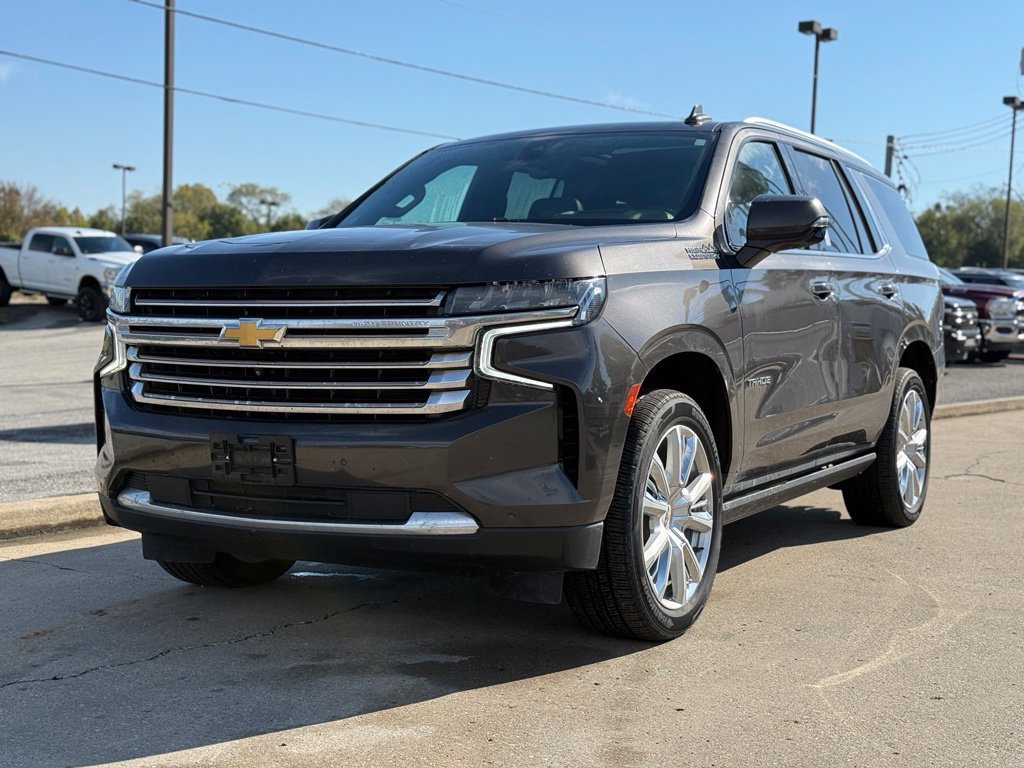 Used 2021 Chevrolet Tahoe High Country w/ Premium Package AWD/4WD image 2