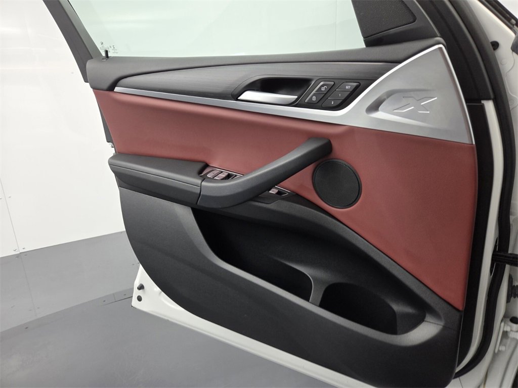 Used 2022 BMW X3 sDrive30i w/ Premium Package 2 image 30