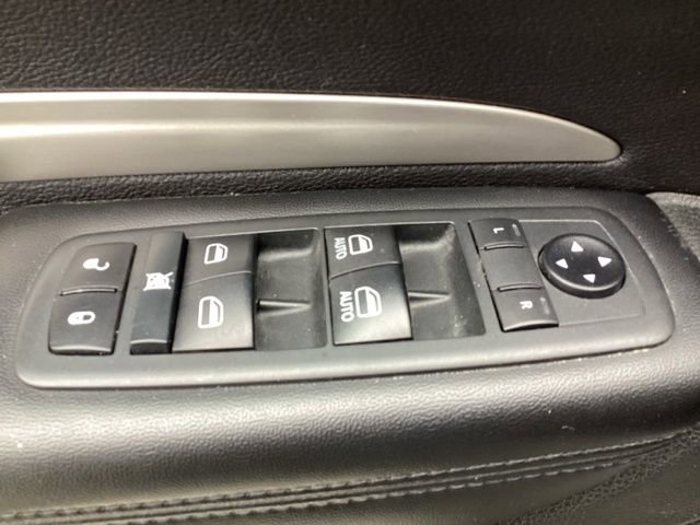 Used 2020 Dodge Durango SXT AWD/4WD image 14
