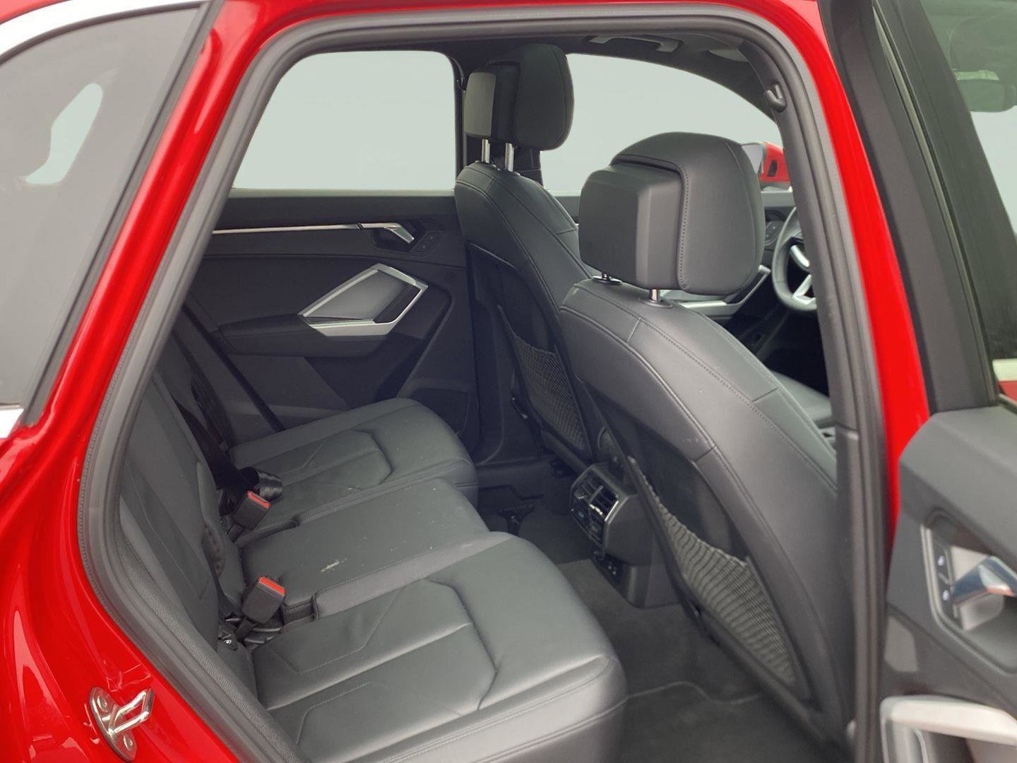 Used 2025 Audi Q3 2.0T Premium AWD/4WD image 12
