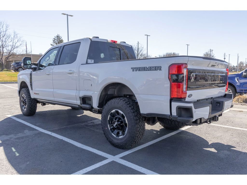 New 2026 Ford F350 Platinum w/ Tremor Off-Road Package image 4