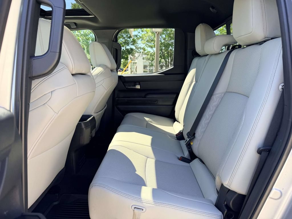 Certified 2025 Toyota Tacoma Limited AWD/4WD image 16