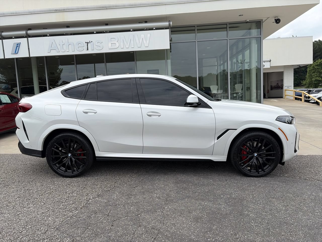 Used 2025 BMW X6 xDrive40i AWD/4WD image 9