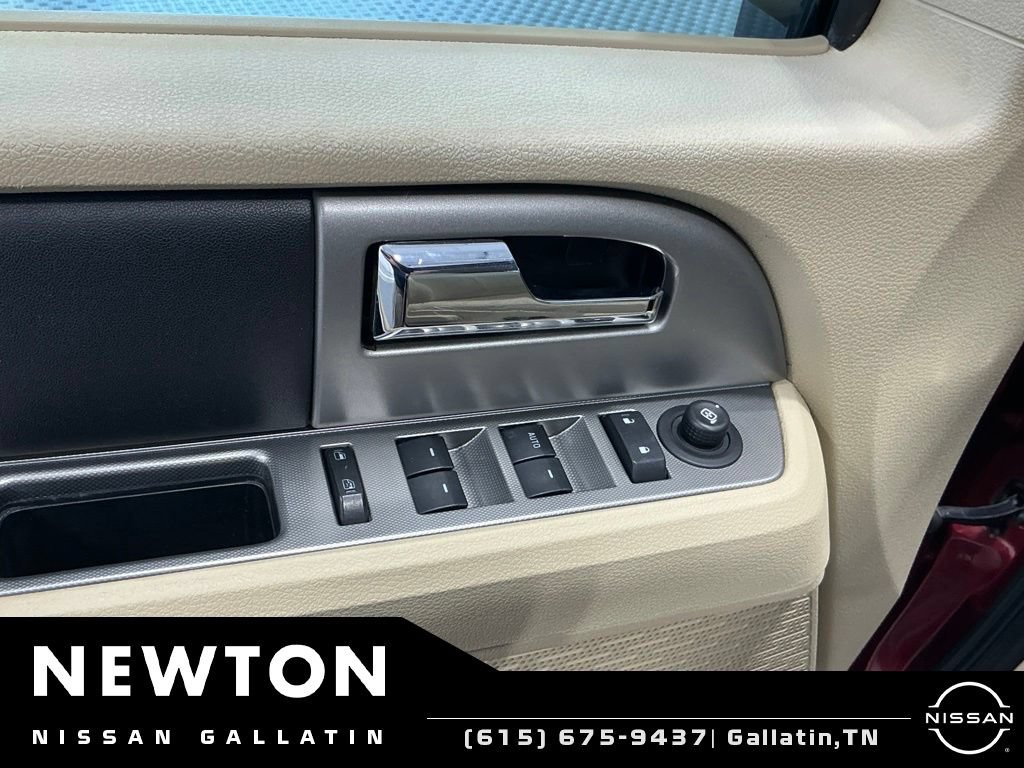 Used 2017 Ford Expedition XLT RWD image 32