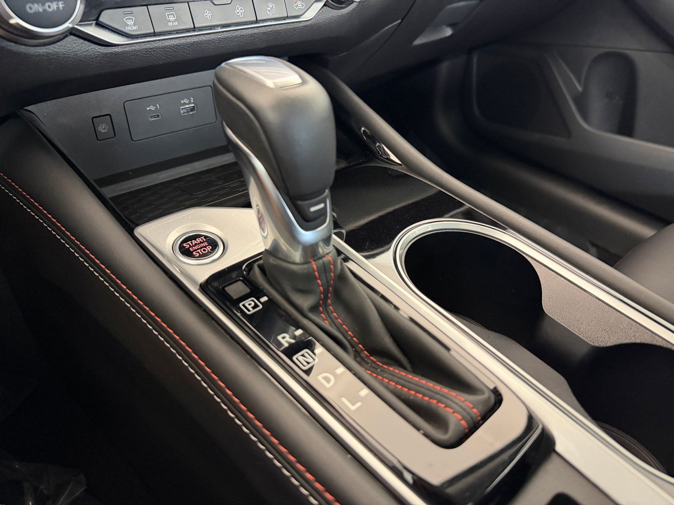 Used 2024 Nissan Altima 2.0 SR image 18