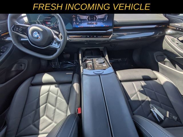 Used 2025 BMW 530i image 12