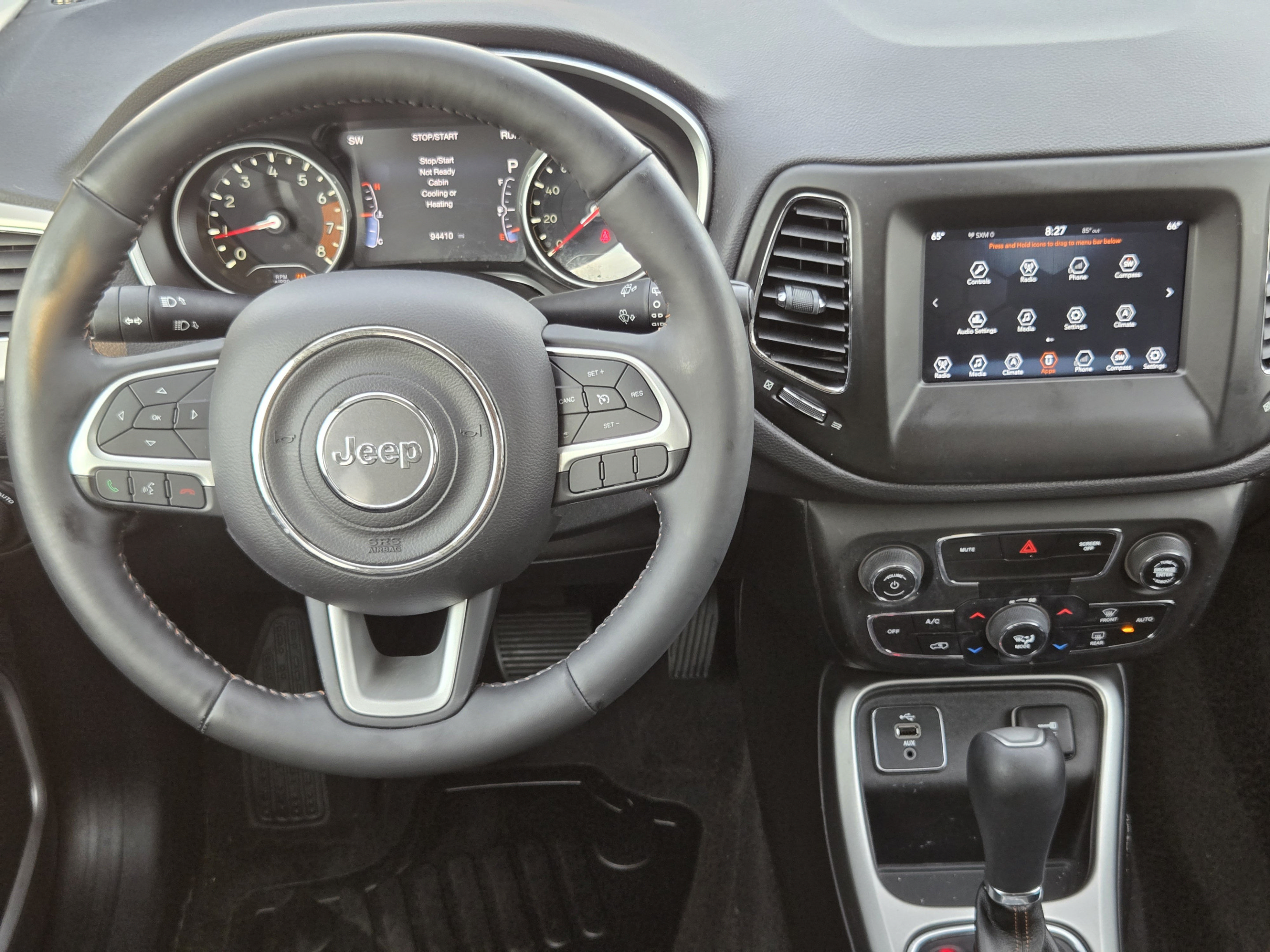 Used 2018 Jeep Compass Latitude FWD image 23