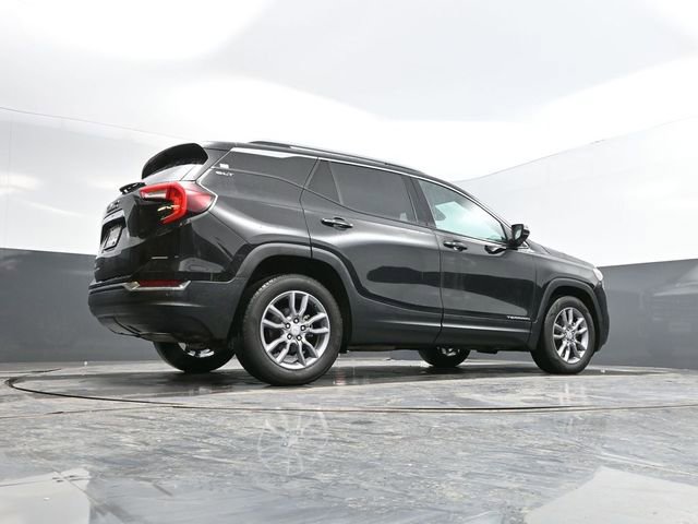 Used 2023 GMC Terrain SLT image 50