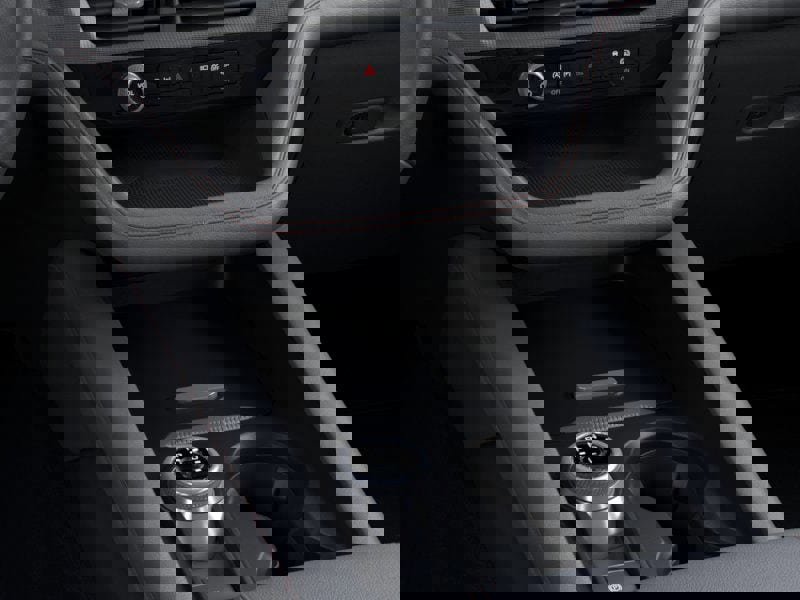 New 2025 Ford Explorer Active w/ Active Comfort Package image 15