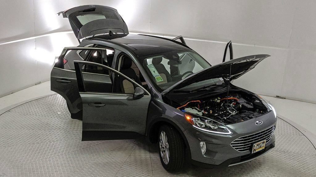 Used 2021 Ford Escape Titanium w/ Titanium Elite Package AWD/4WD image 63