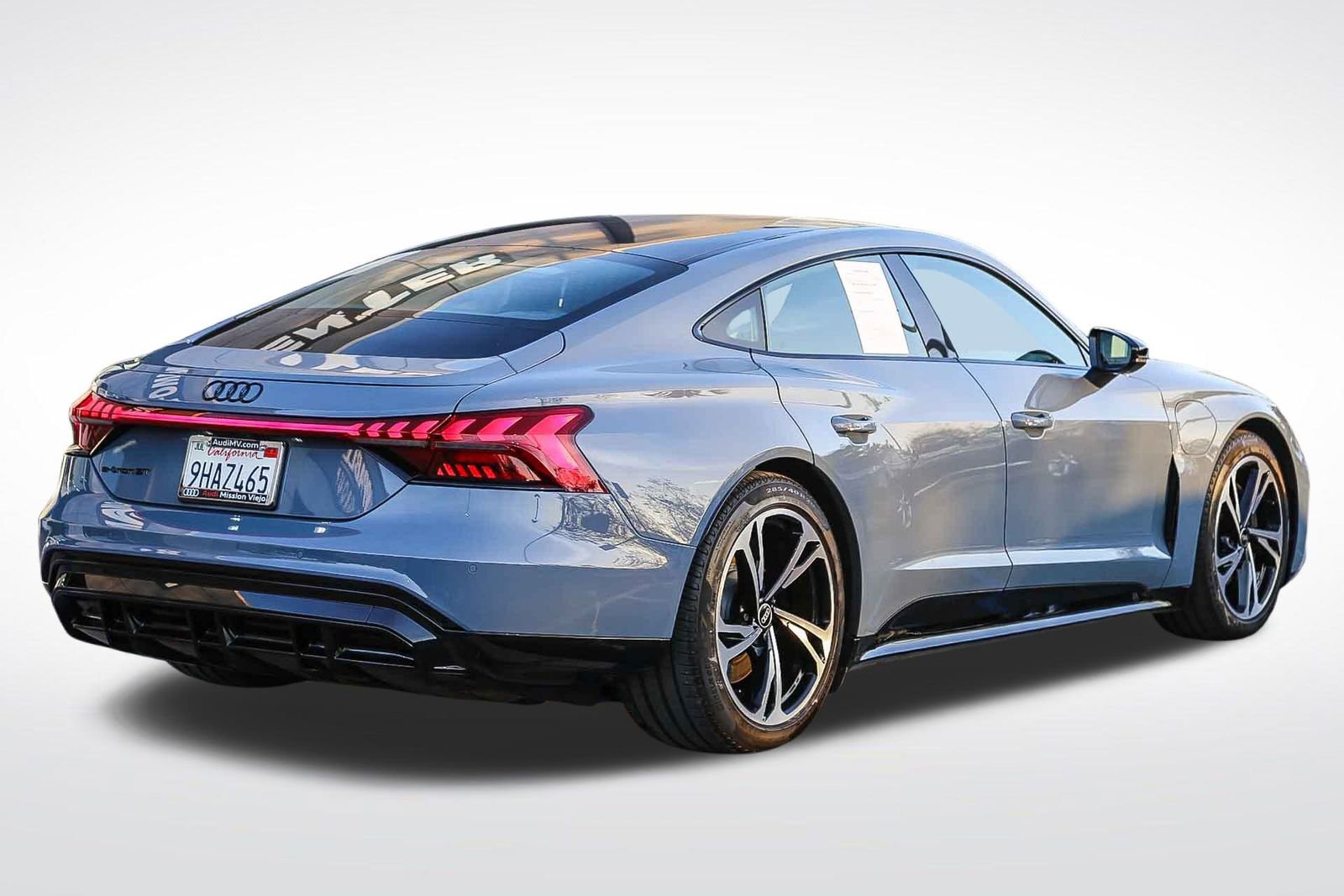 Used 2023 Audi e-tron GT Premium Plus w/ Performance Package image 9