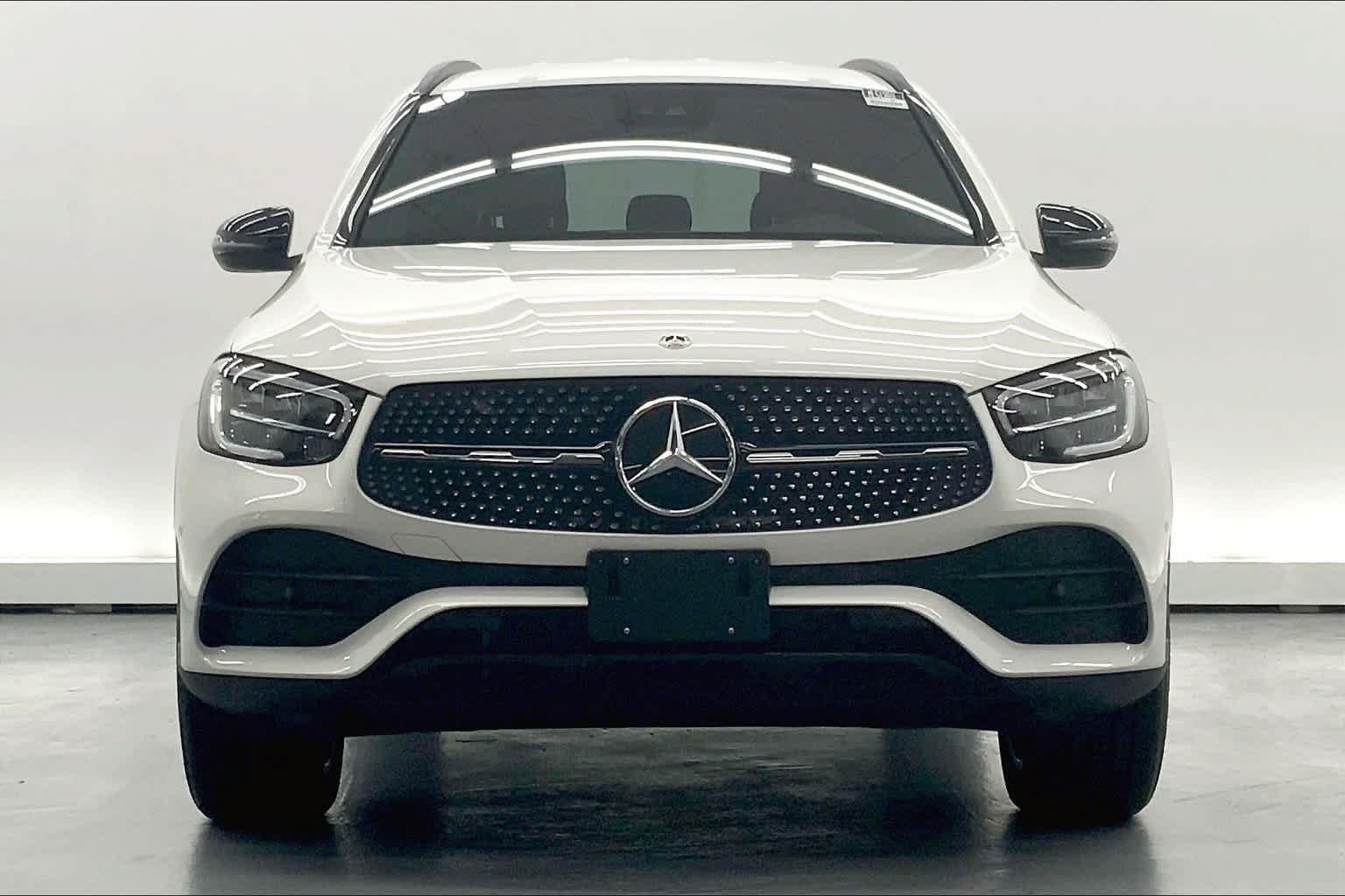 Used 2022 Mercedes-Benz GLC 300 image 4