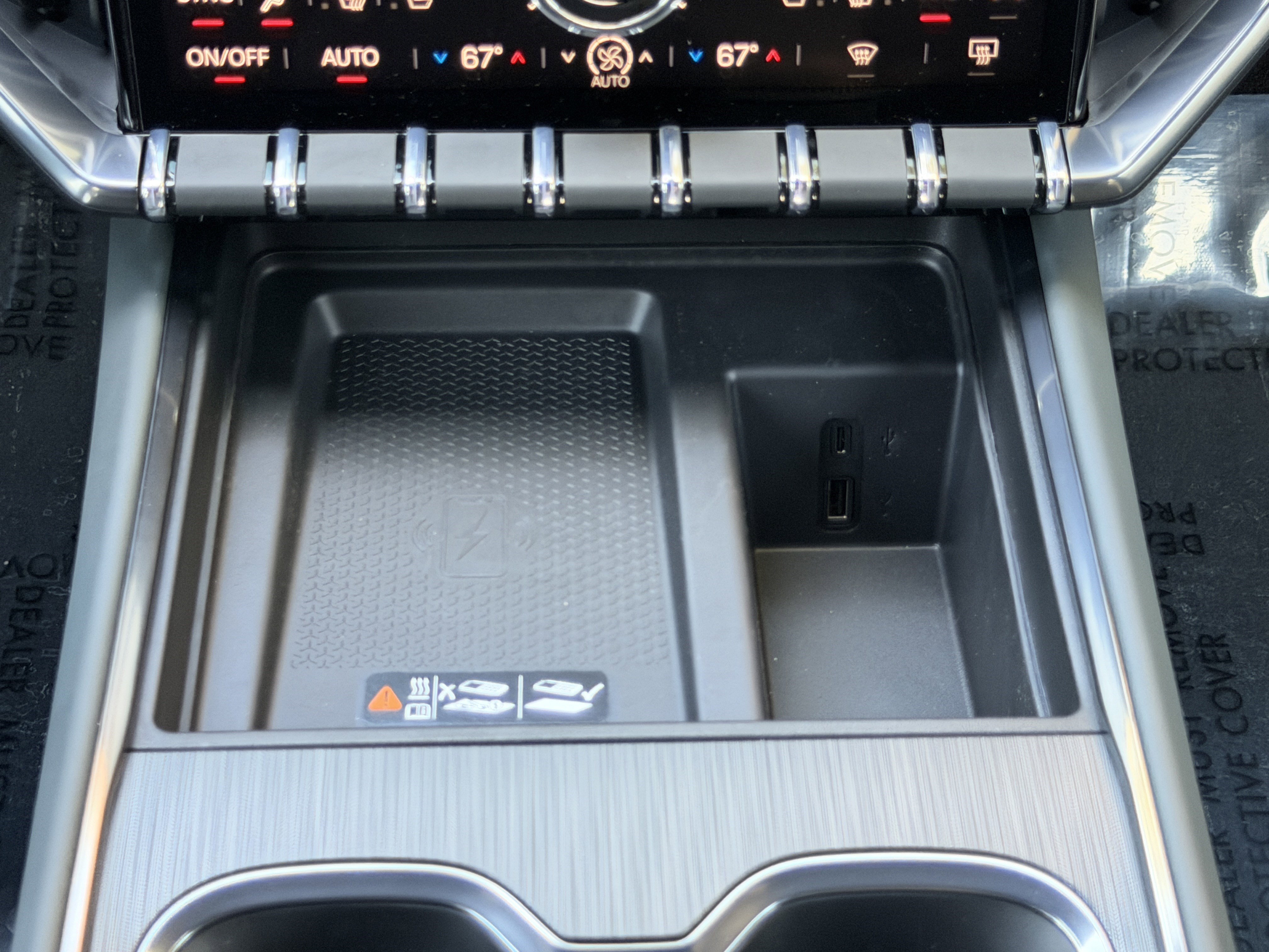 New 2026 GMC Acadia AT4 w/ Luxury Package image 24