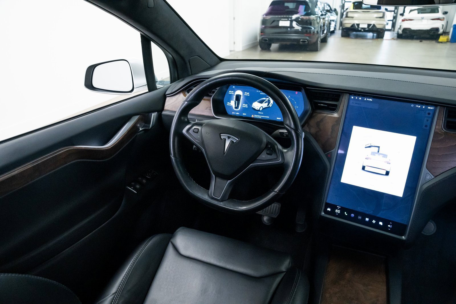 Used 2019 Tesla Model X 100D image 10