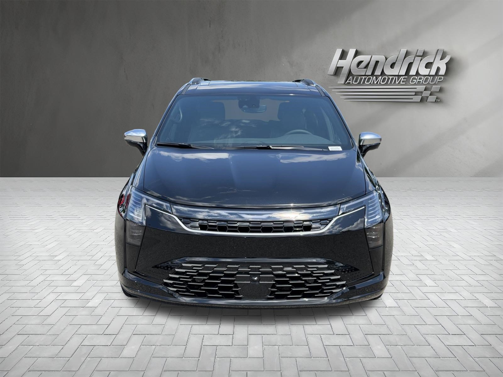 New 2027 Chrysler Pacifica Pinnacle w/ Theater Group FWD image 3