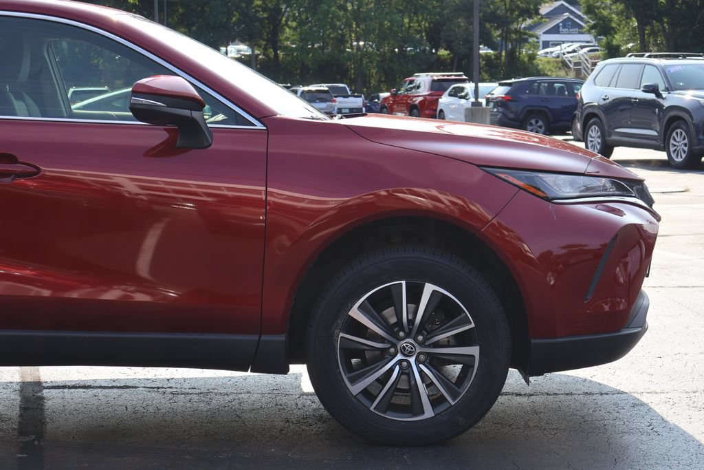 Certified 2022 Toyota Venza LE AWD/4WD image 10