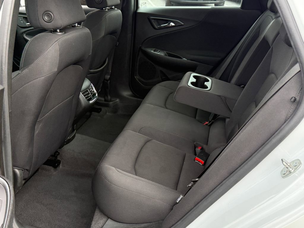 Used 2023 Chevrolet Malibu LT image 14