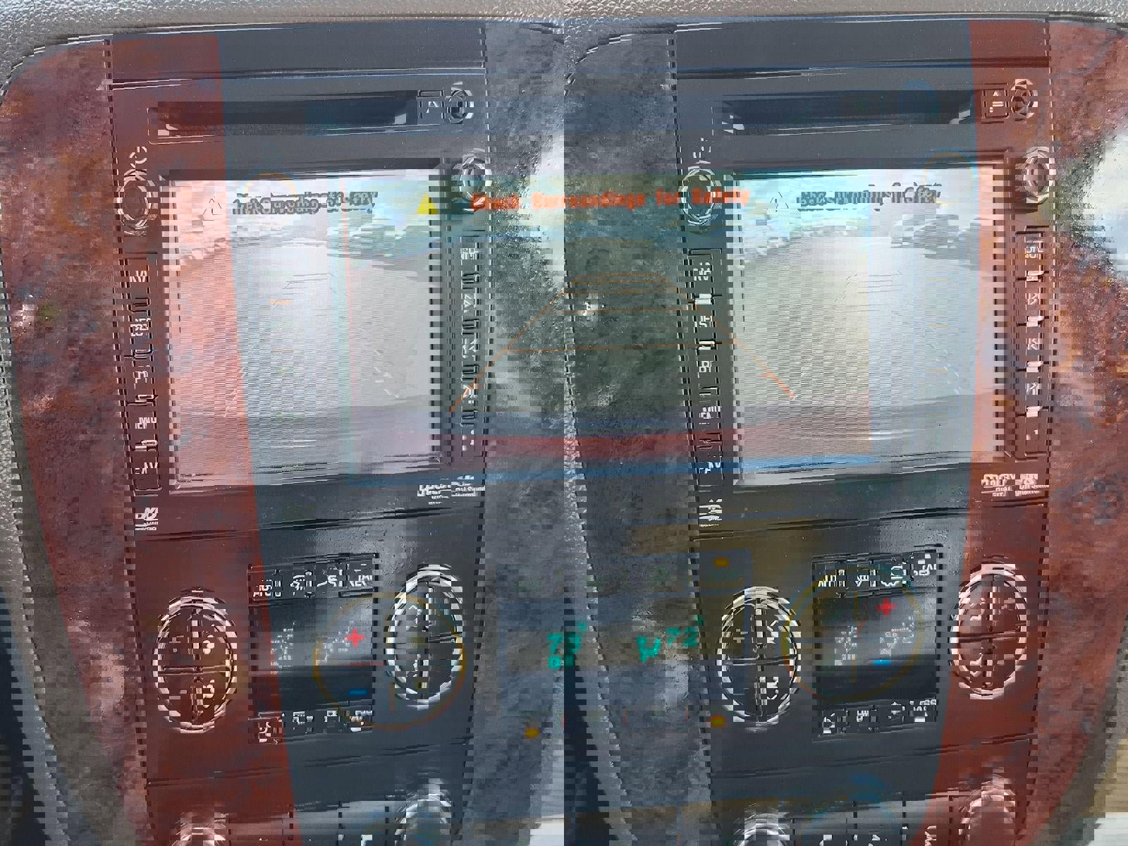 Used 2014 Chevrolet Suburban LTZ image 14