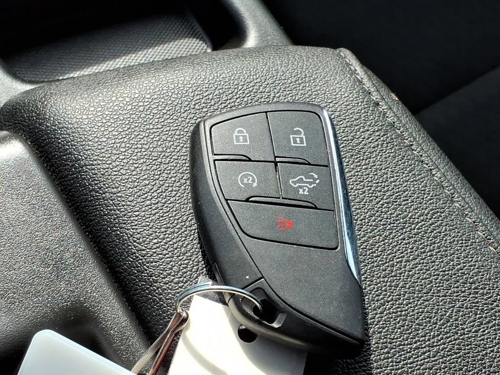 Certified 2025 Chevrolet Silverado 1500 LT image 22