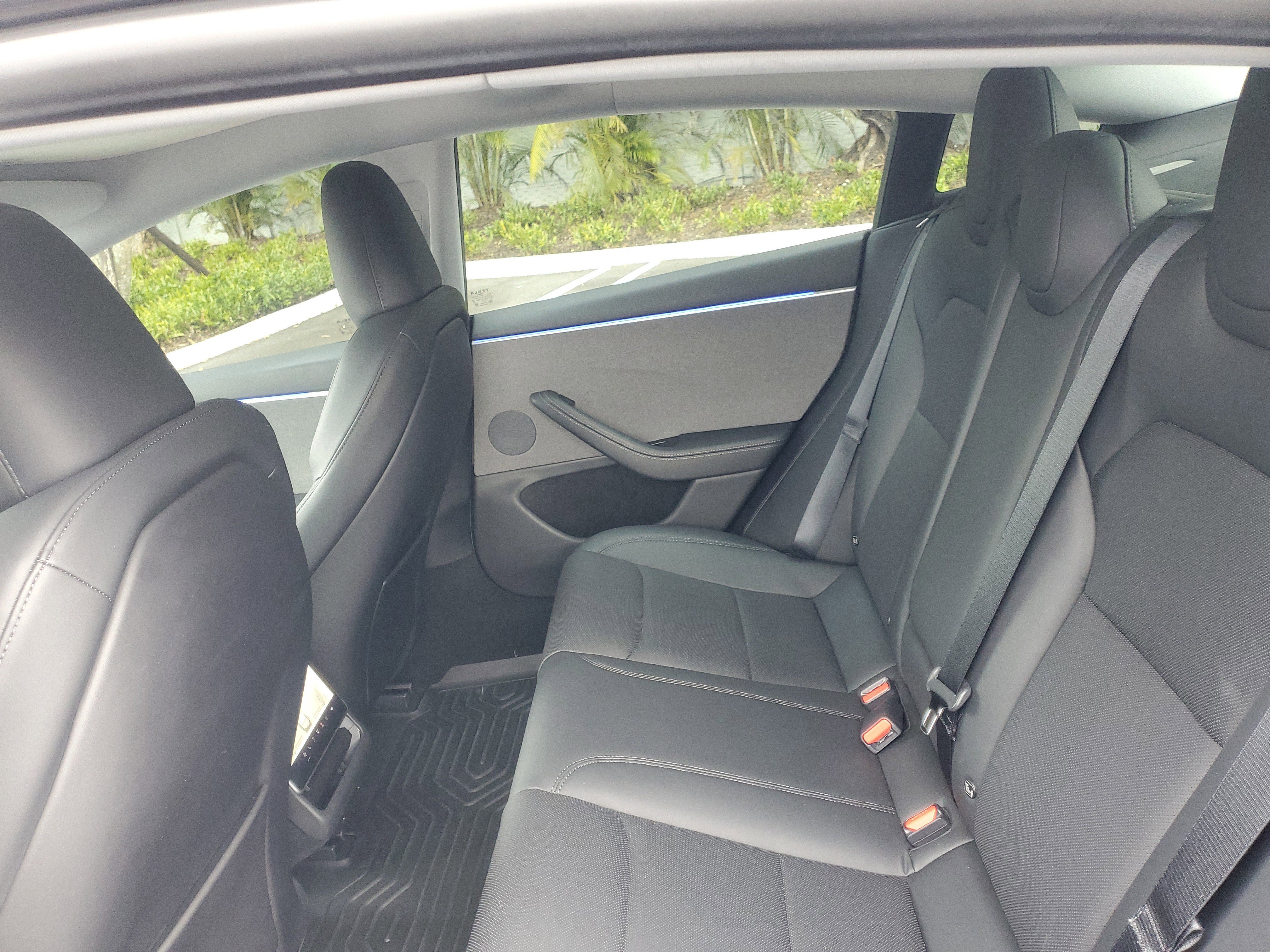 Used 2024 Tesla Model 3 Standard Range image 11