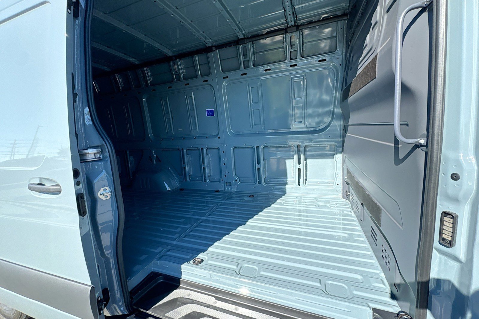 New 2025 Mercedes-Benz Sprinter 2500 image 22