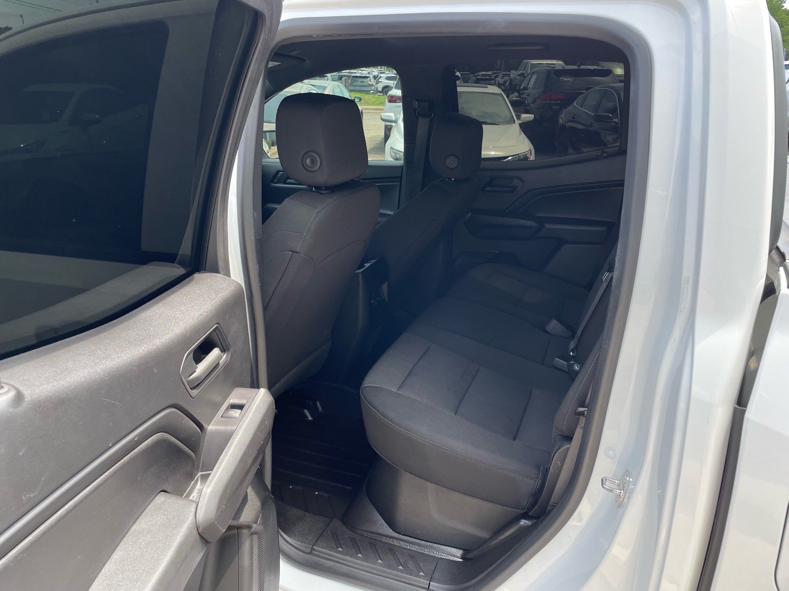 Certified 2023 Chevrolet Colorado W/T w/ Advanced Trailering Package AWD/4WD image 18