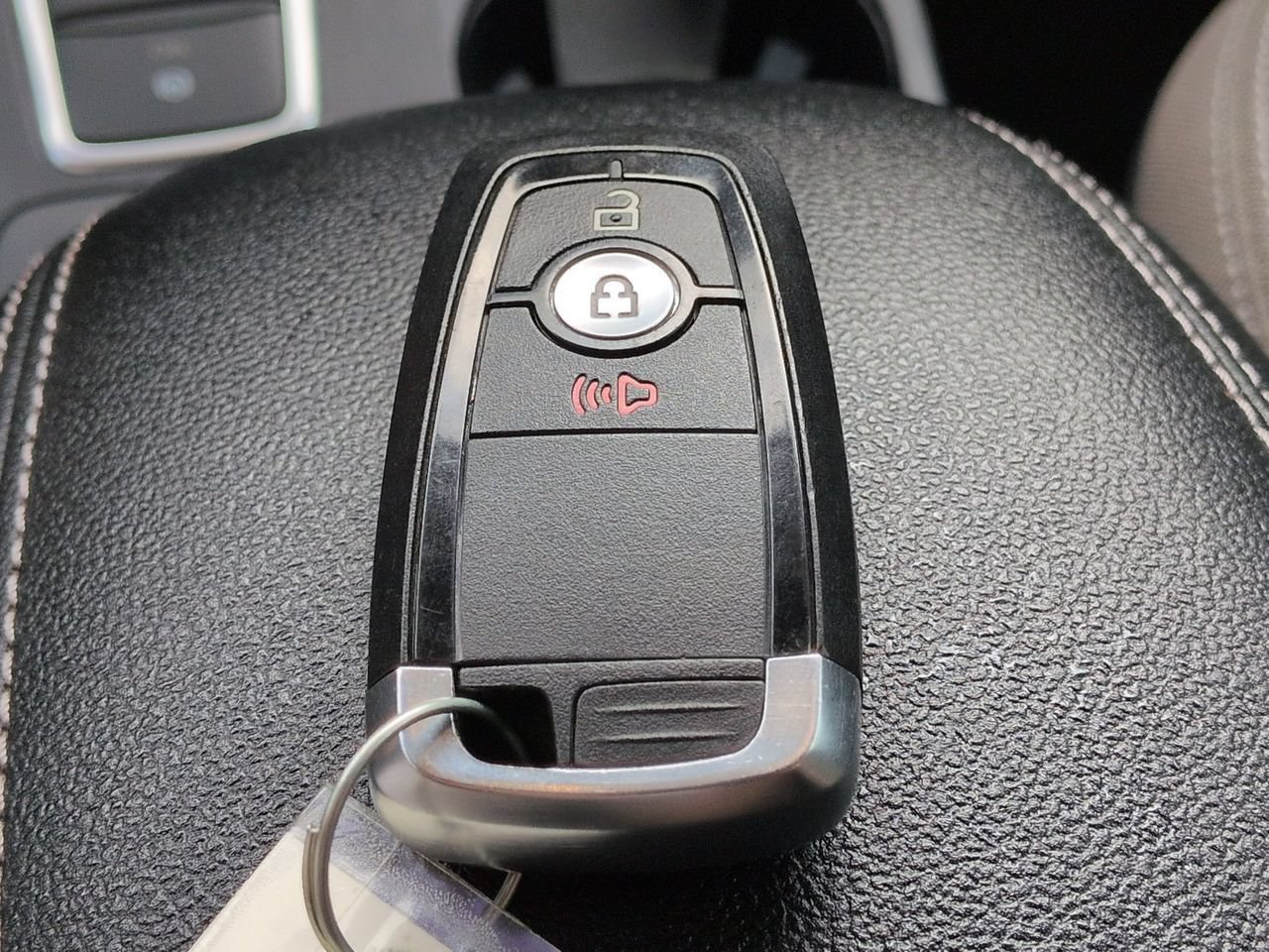 Used 2020 Ford Escape SE FWD image 29
