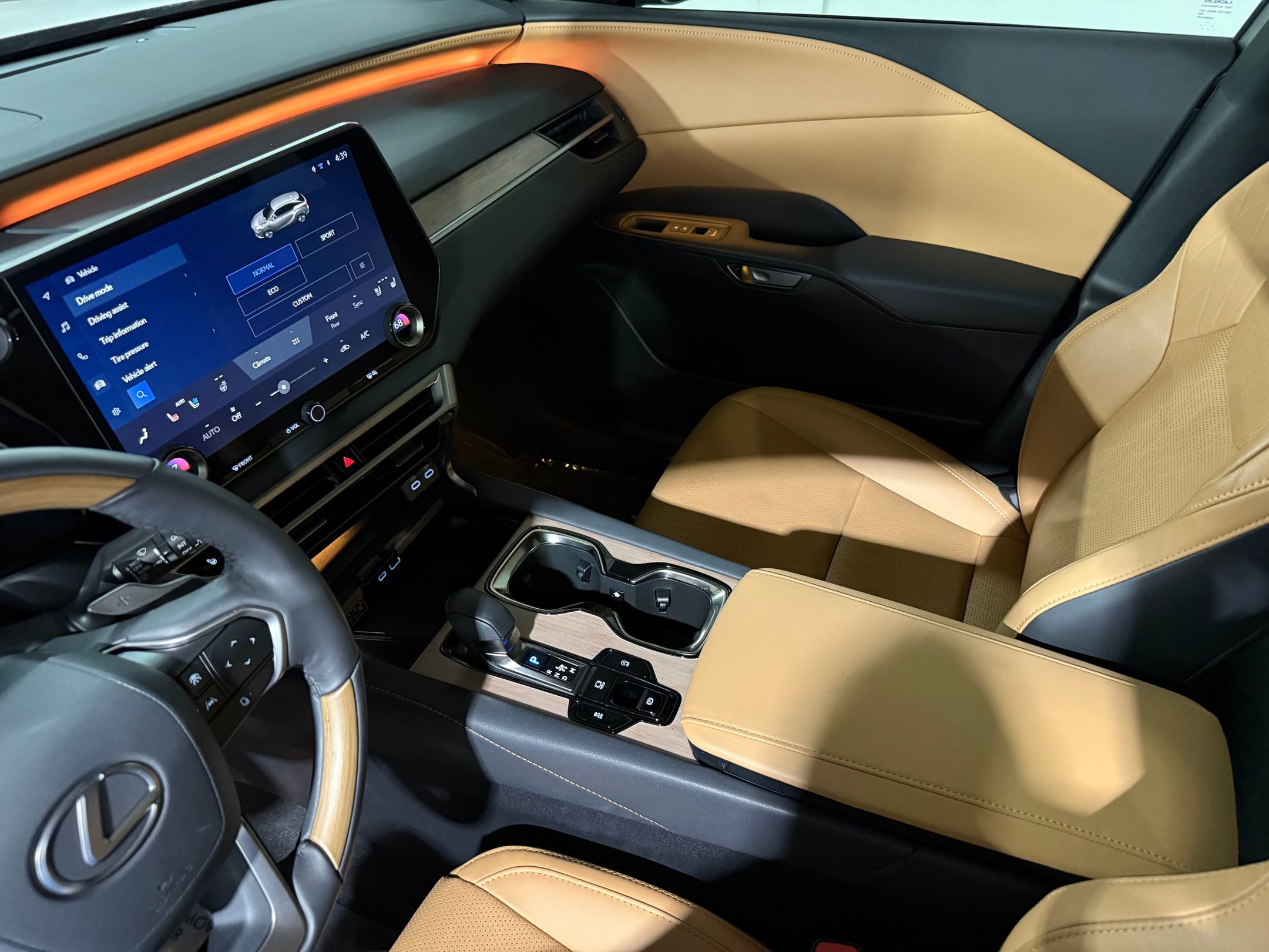 Used 2025 Lexus RX 350 FWD image 32