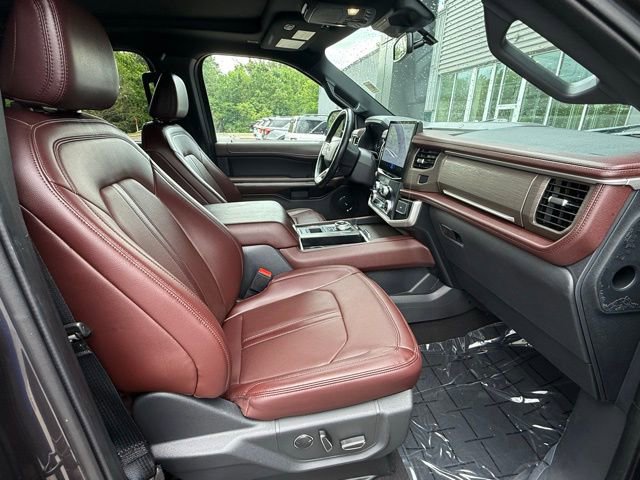 Certified 2024 Ford Expedition Limited RWD image 20
