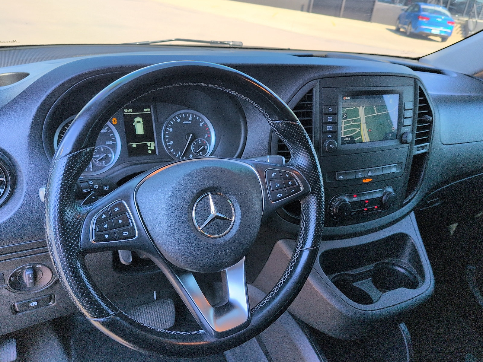 Used 2021 Mercedes-Benz Metris Passenger image 9