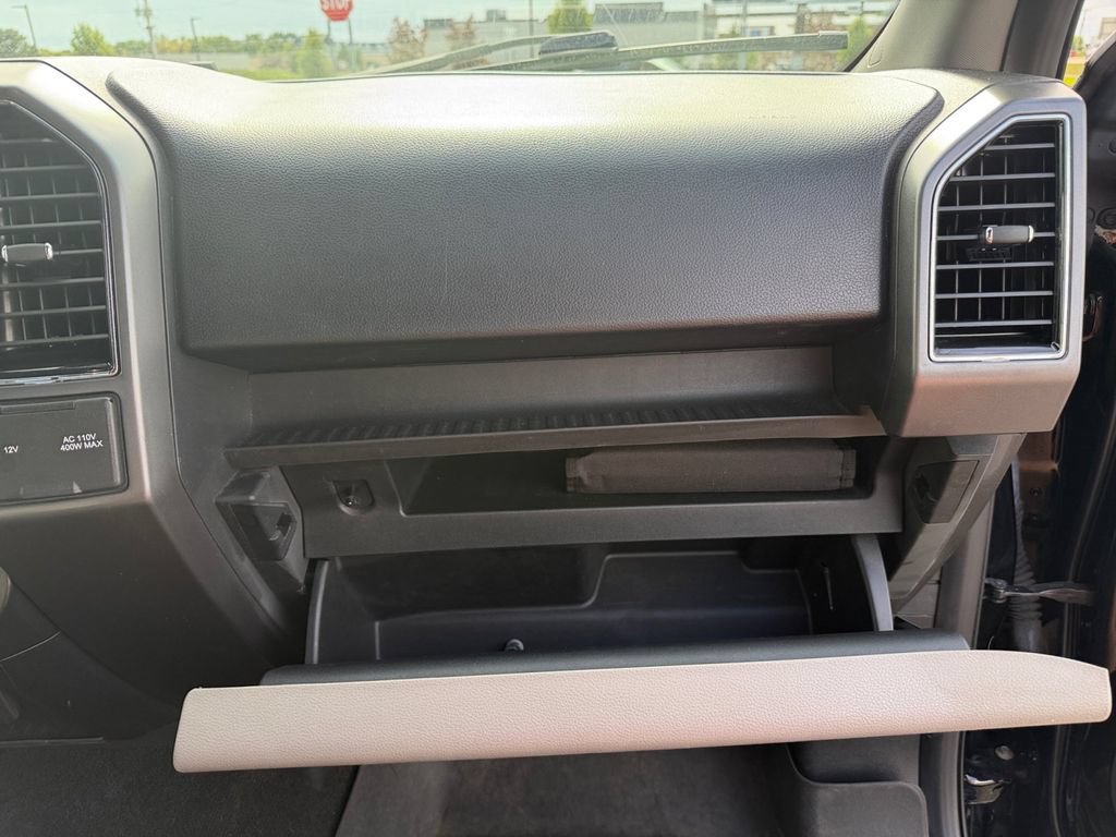 Used 2019 Ford F150 XLT w/ Equipment Group 302A Luxury AWD/4WD image 20