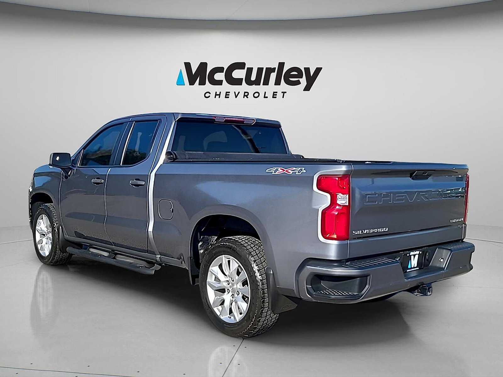 Used 2021 Chevrolet Silverado 1500 Custom AWD/4WD image 5