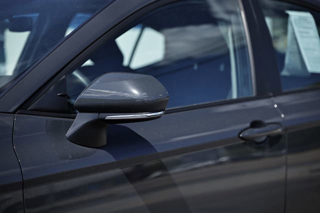 Used 2025 Toyota Camry LE FWD image 3