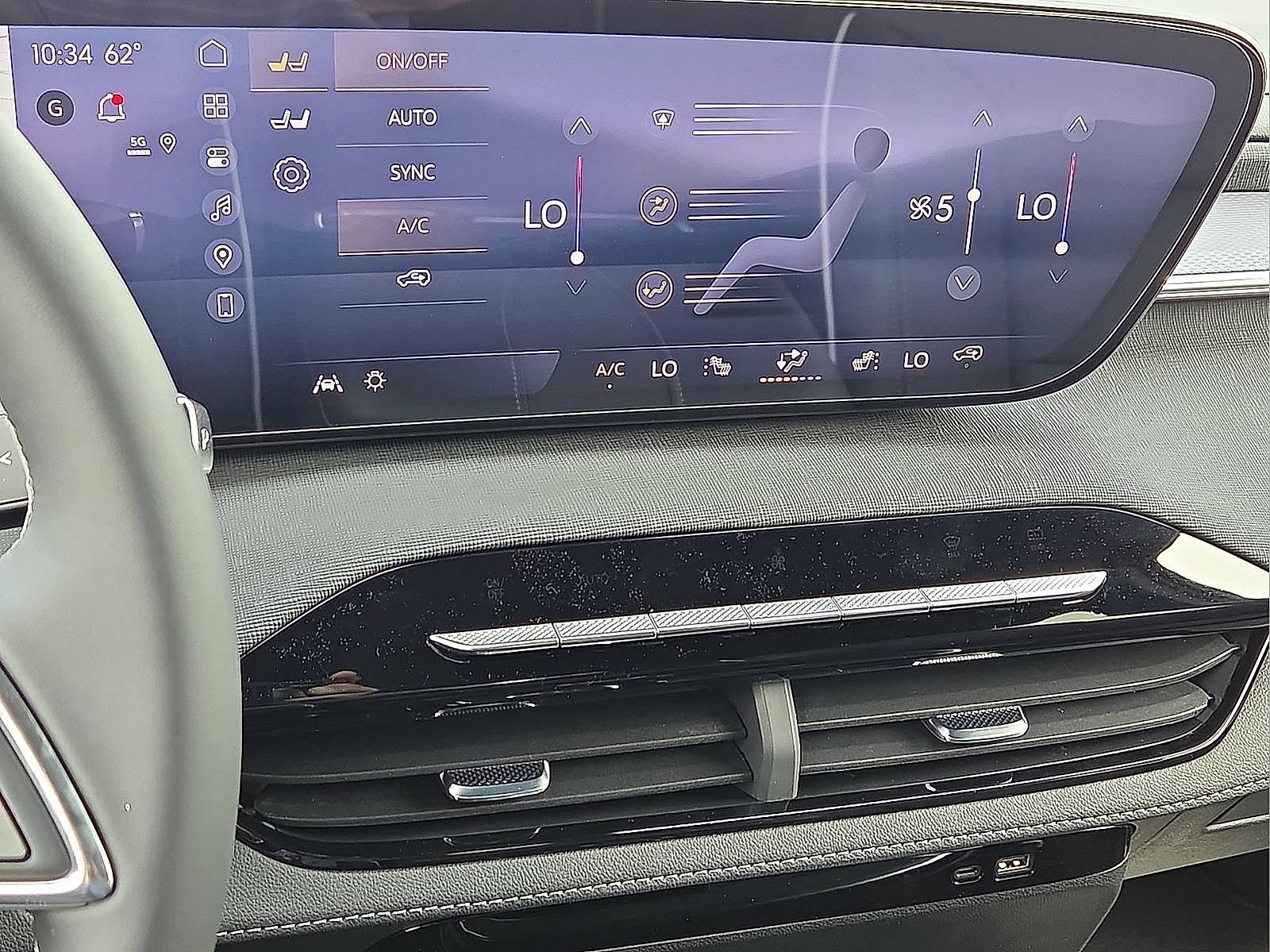 New 2026 Buick Enclave Sport Touring w/ Power Package FWD image 21