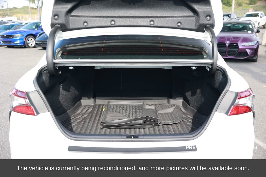 Used 2024 Toyota Camry SE image 35