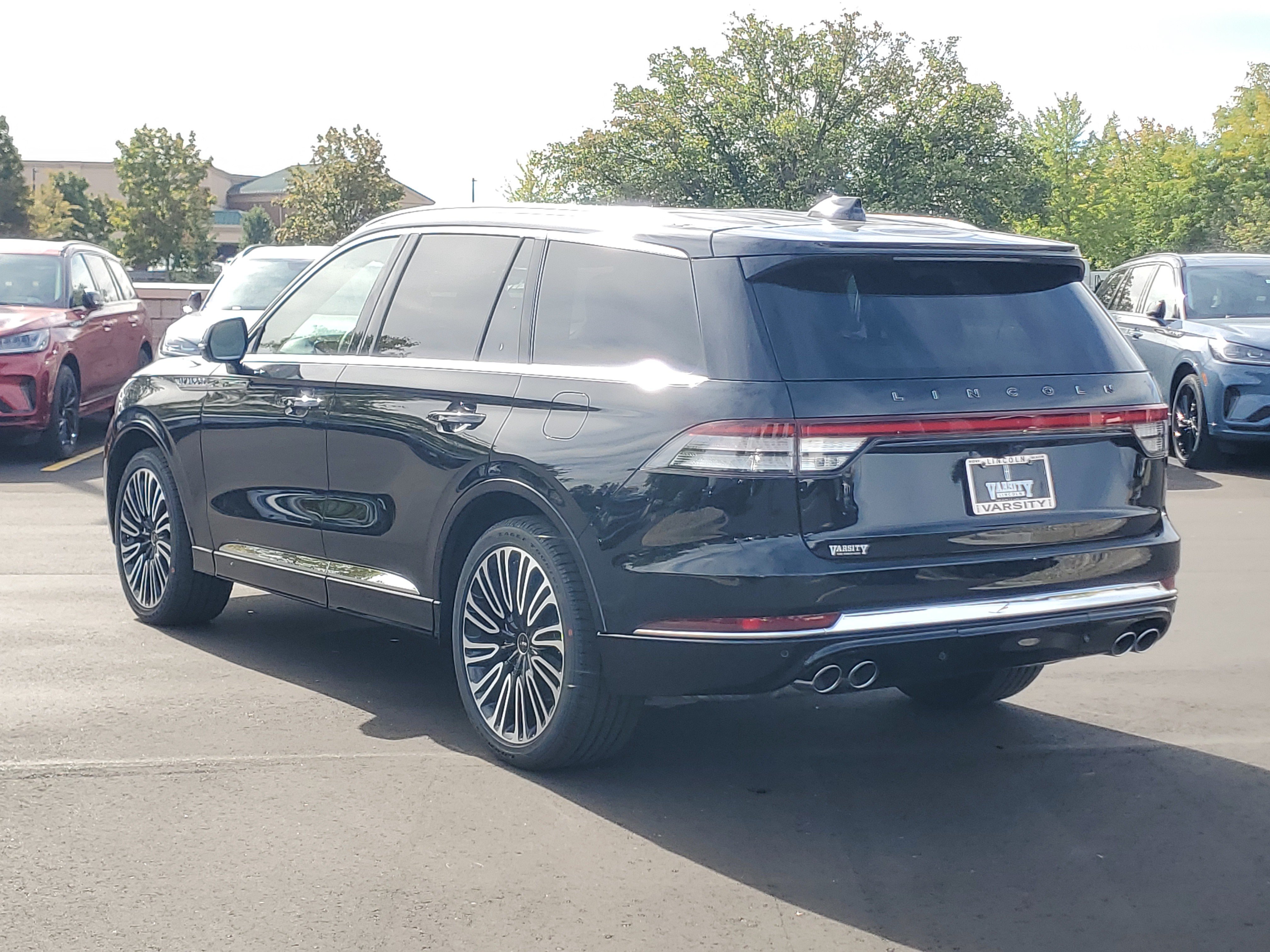 New 2027 Lincoln Aviator Black Label w/ Dynamic Handling Package AWD/4WD image 3