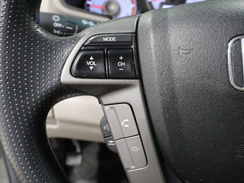 Used 2013 Honda Pilot LX image 32